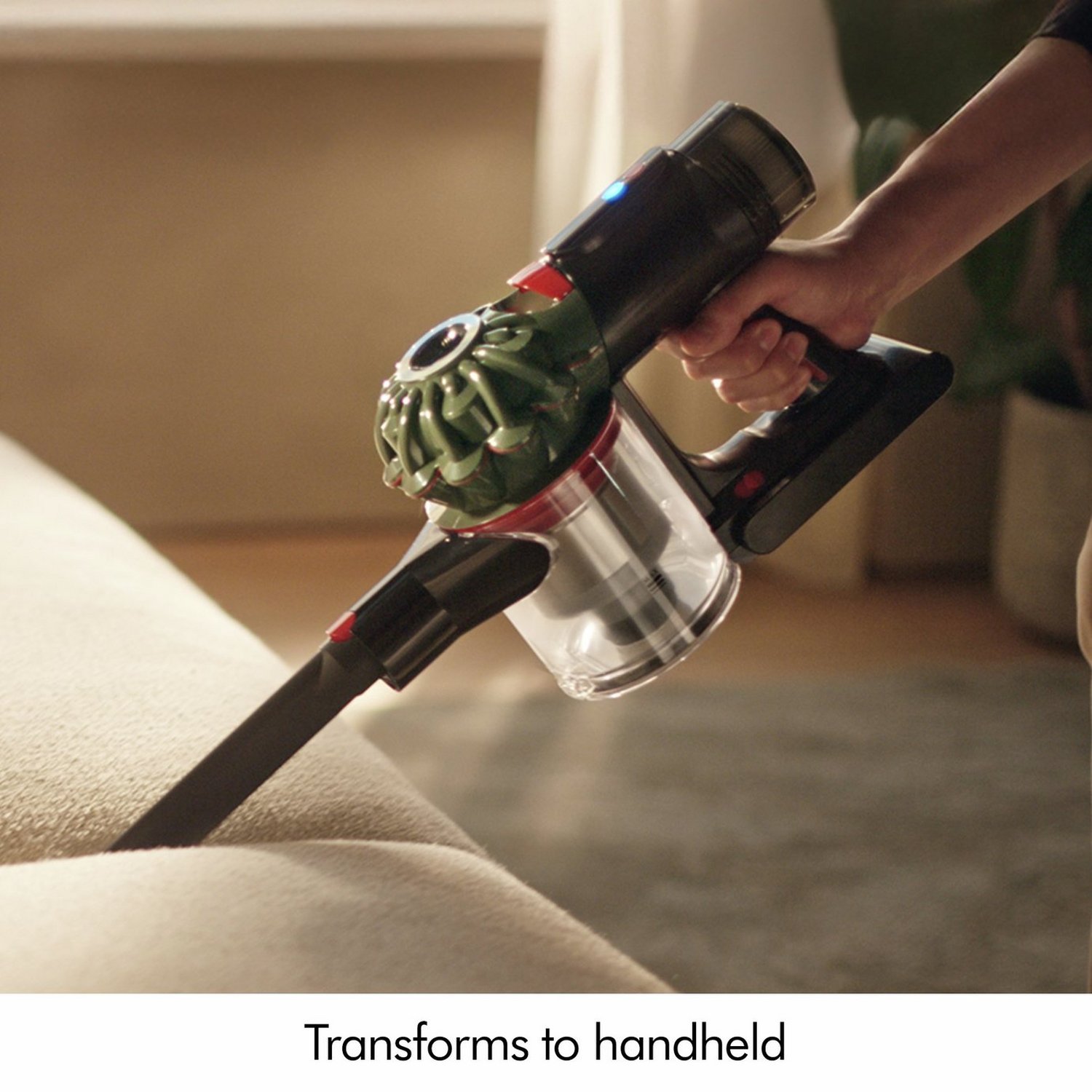 Dyson V8 Cyclone Cordless Vacuum Cleaner + Furniture Cleaning Kit