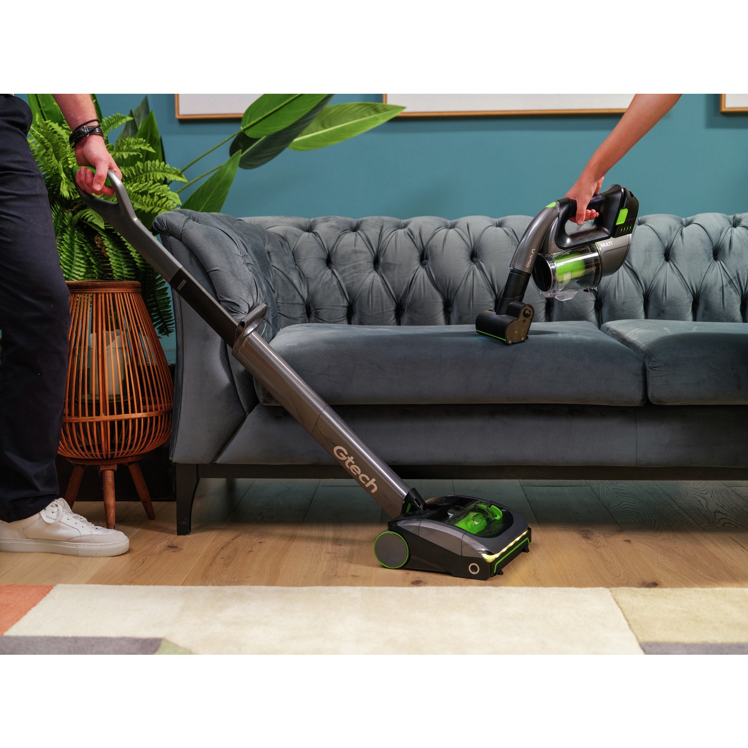 Gtech Duo Cordless Vacuum Bundle